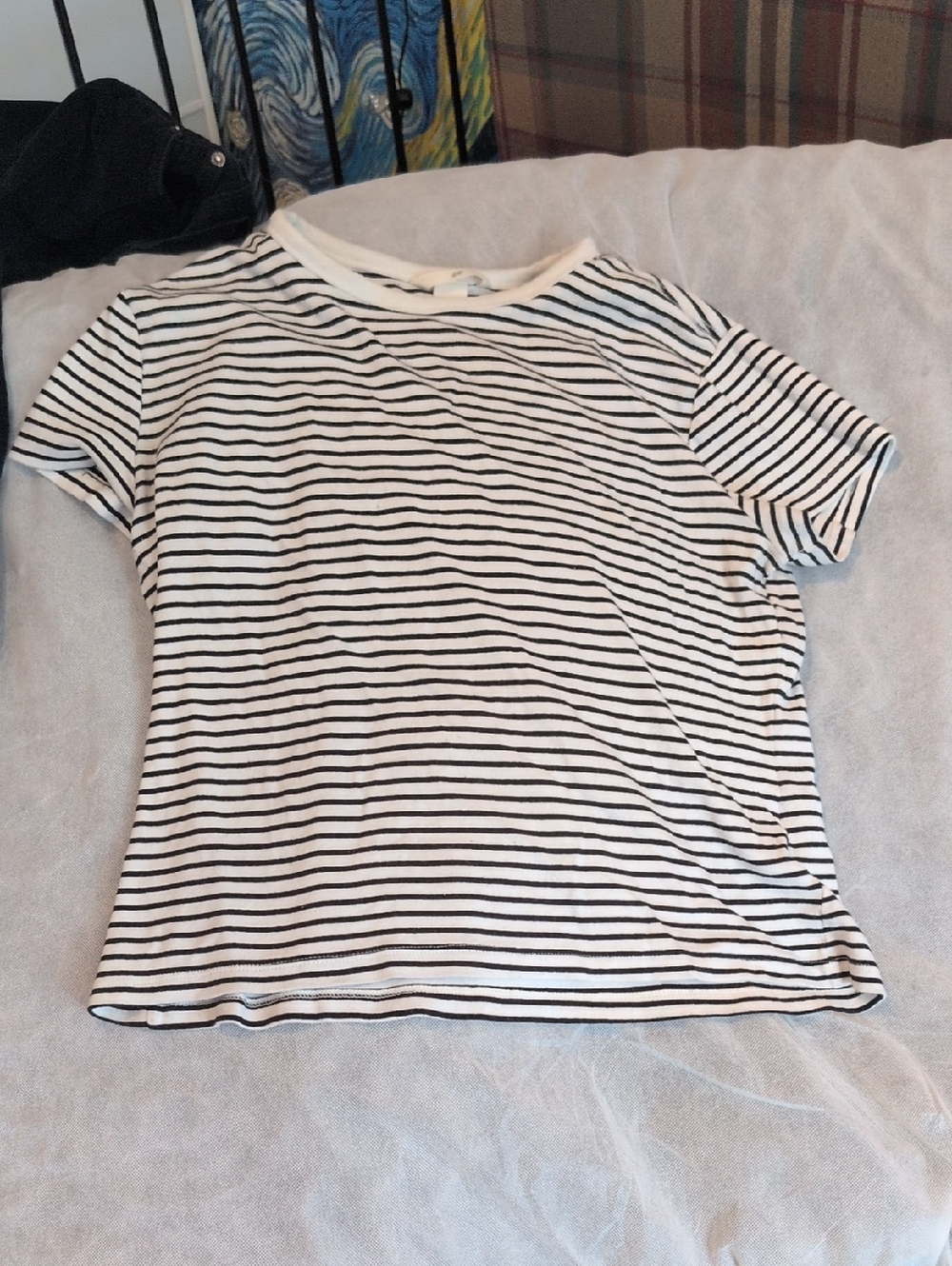 H&M White and Black Striped Tee